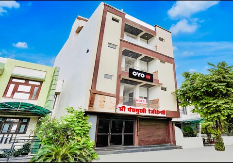Hotel shree panchmukhi residency