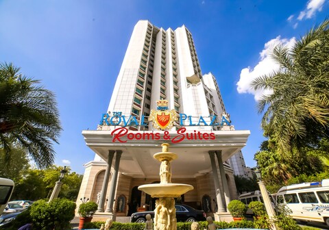 Hotel The Royal Plaza