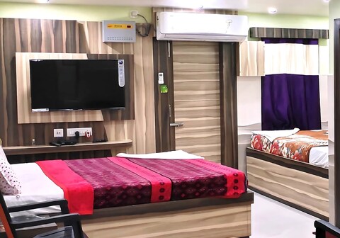 LN Beach Studio Apartment