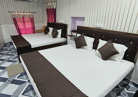 B.L PAYING GUEST HOUSE