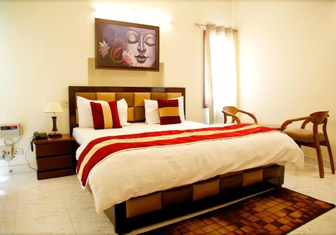 Maplewood stay (Company Guest House)