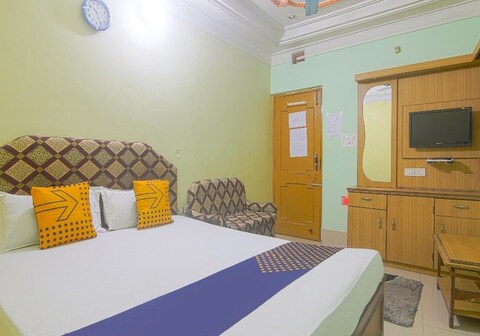 Hotel Sagar 500Meter from Baba Mandir