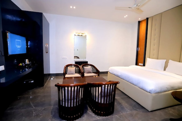Hotel The Icon