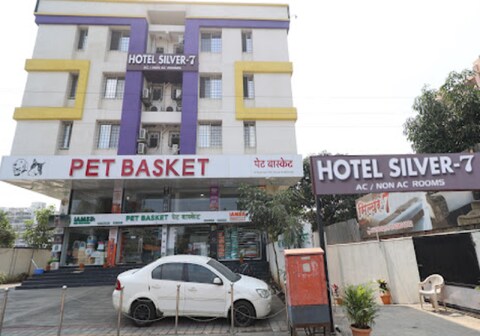 Hotel Silver 7