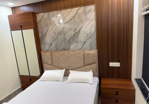 Hotel Shri Naresh