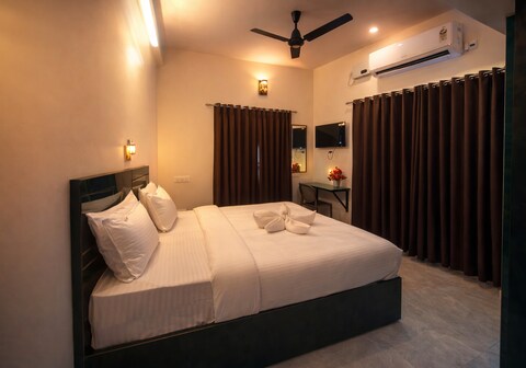 Skytouch Residency - OMR