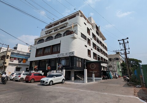 Hotel Surya