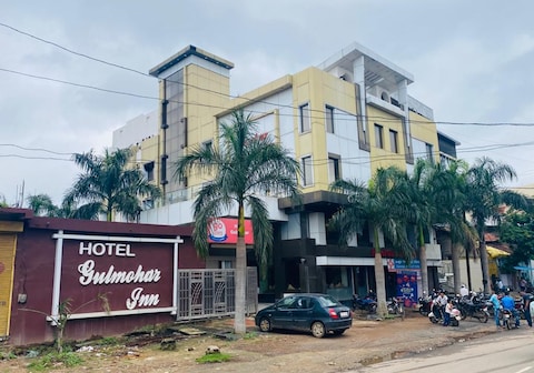 Hotel Gulmohar Inn