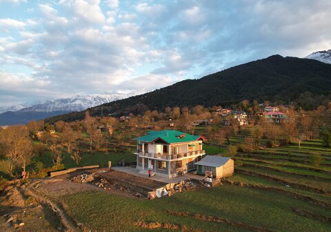 Flashpackers Bir | Rooms & Dorms