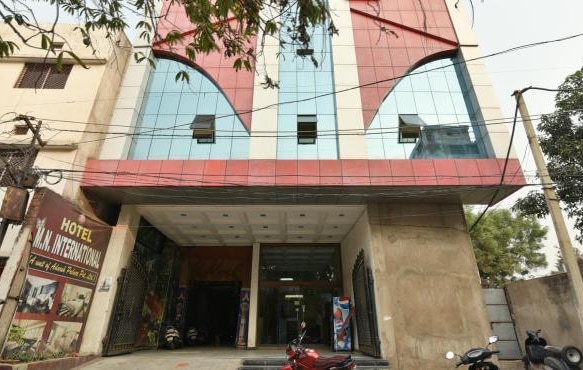 Hotel M N International