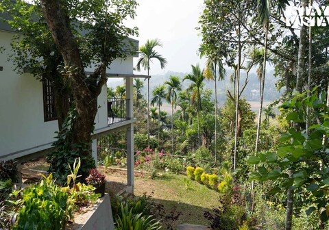 StayVista at Lakeside Leisure