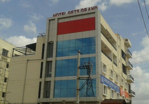 Hotel Gets Grand