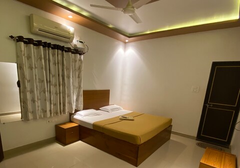 Tarkarli Resort Ganpat Prasad | Tarkarli, Malvan