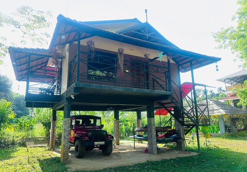 Sansrees Riverview Cottages