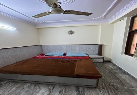 New Amantran House | Dorms & Rooms