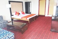 HOTEL KAUSANI RETREAT, Kausani HOTEL KAUSANI RETREAT, Kausani