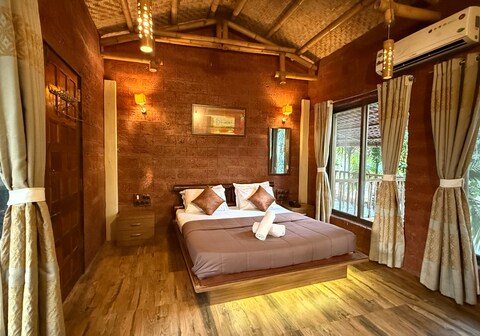 Kashid Boutique Resort | Rooms & Pool