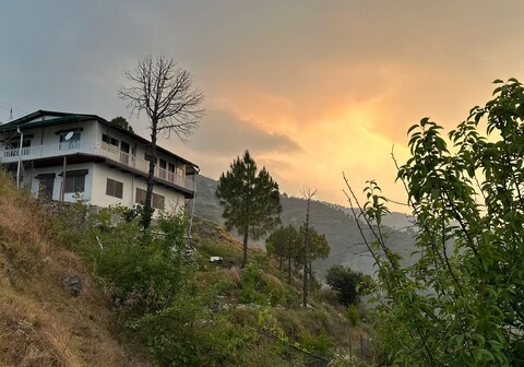 Atulya Neer , Tehri
