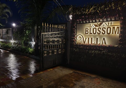 Blossom 2 BHK Pool Villa