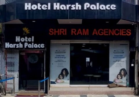 HOTEL HARSH PALACE