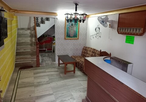 Hotel shrinath