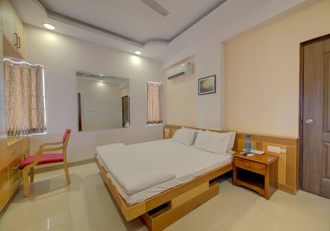 Swan Suites Apartment