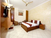 OYO 990 Hotel Paradise, Chandigarh OYO 990 Hotel Paradise, Chandigarh