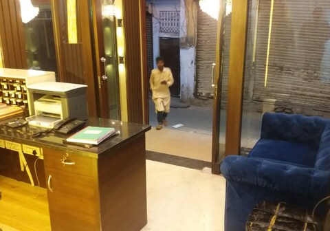 Hotel shardul palace