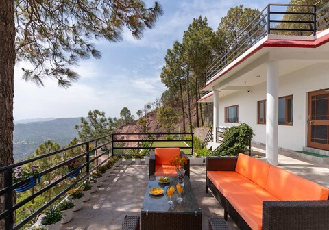 Villa Woodside Meadows by VEO - Part of StayVista