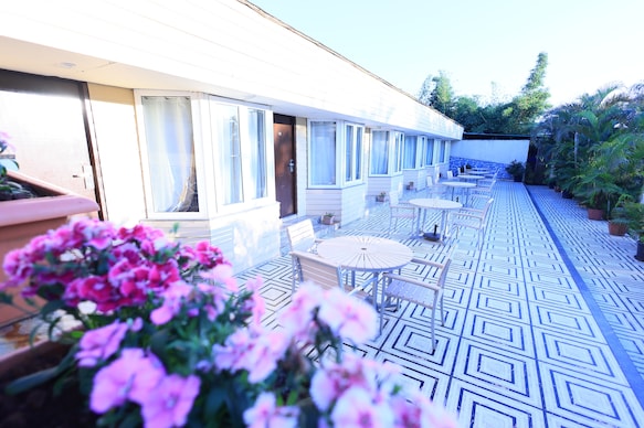 King Garden Resort (Pure Veg)