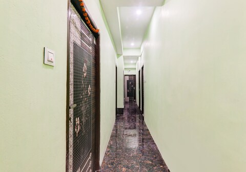 Hotel O Sapna