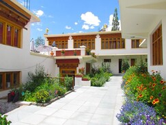 Smanla Guest House, Leh Smanla Guest House, Leh