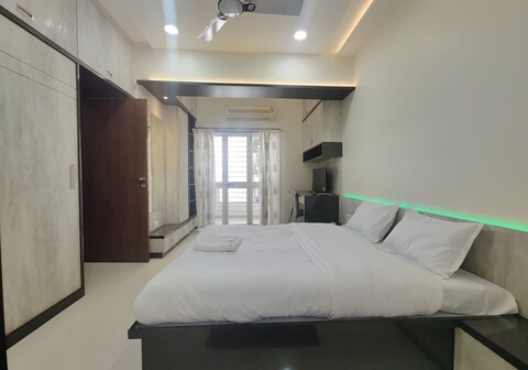 Premium Villa Service Apartment