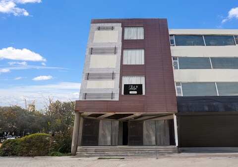 Super Collection O Zirakpur - Patiala Road Formerly Hotel Anvay