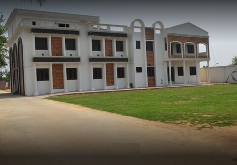 Victoria Hotel and Banquet Hall