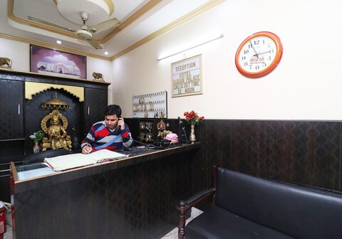 Hotel Vaibhav Palace