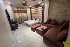 Hotel Crown Inn, Delhi Hotel Crown Inn, Delhi