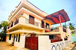 Sri Lakshmi Villa, Tiruvannamalai Sri Lakshmi Villa, Tiruvannamalai