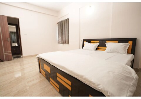 Srushti Serviced Apartment