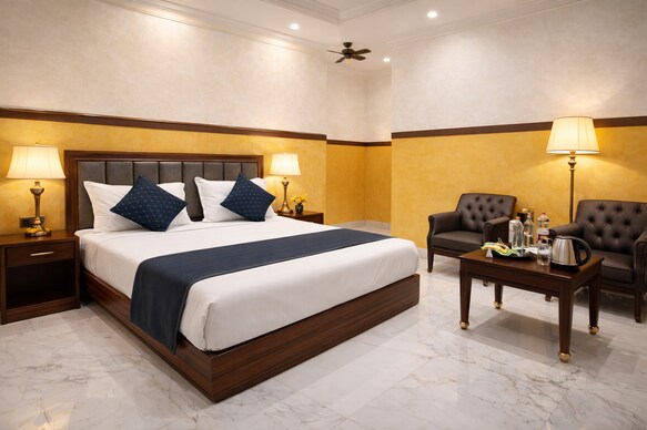 Hotel Hare Krishna & Banquet