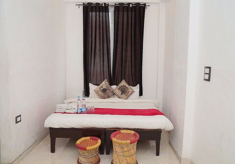 SPOT ON Hotel Shivalaya