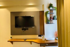 Zoneout Luxury Suites | Omaxe Hazratganj | Gomti Nagar Ext, Lucknow Zoneout Luxury Suites | Omaxe Hazratganj | Gomti Nagar Ext, Lucknow