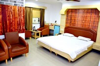 Hotel Giriraj, Raipur Hotel Giriraj, Raipur