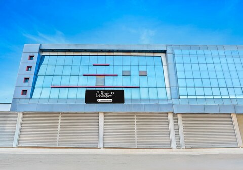 Super Collection O Phoolbagh Near DD Mall