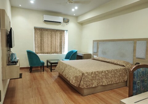 Hotel Gomti