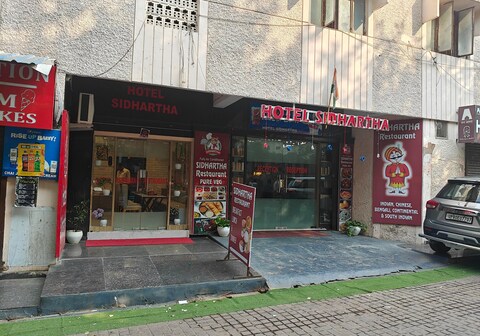 Hotel Sidhartha-80 metres from Taj -Mahal