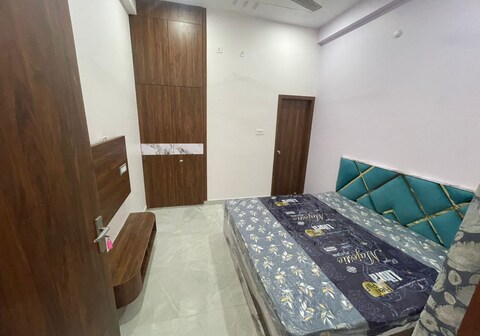 Swarn Kunj Home Stay Ayodhya