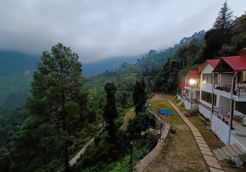 Hidden Trails Ramgarh Nainital Uttrakhand