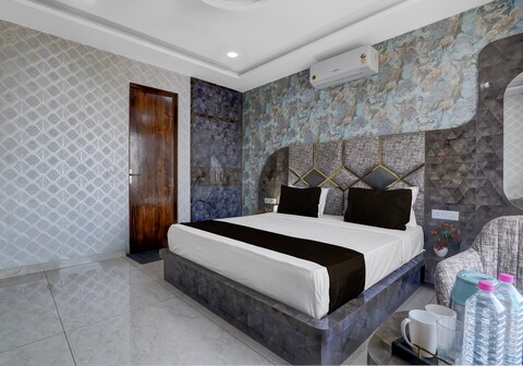 Hotel O RG PALACE HOTEL