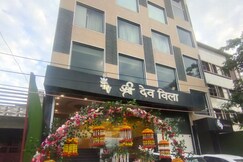 Hotel Shree Dev Villa 10 min from IIT Kanpur, Kanpur Hotel Shree Dev Villa 10 min from IIT Kanpur, Kanpur